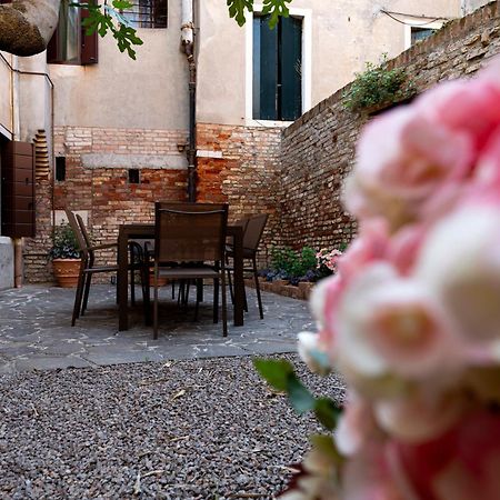 San Vio Palace Luxury Apartments Venice Exterior photo